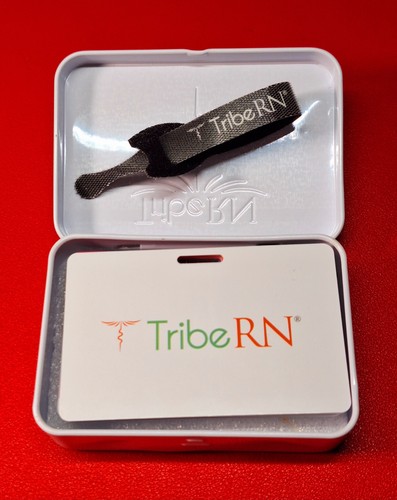 Tribe badge guru 30 - rn,