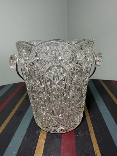 Vintage pressed glass - vintage, ice