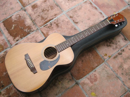 Vintage 1972 guild 20 - guild, f-20