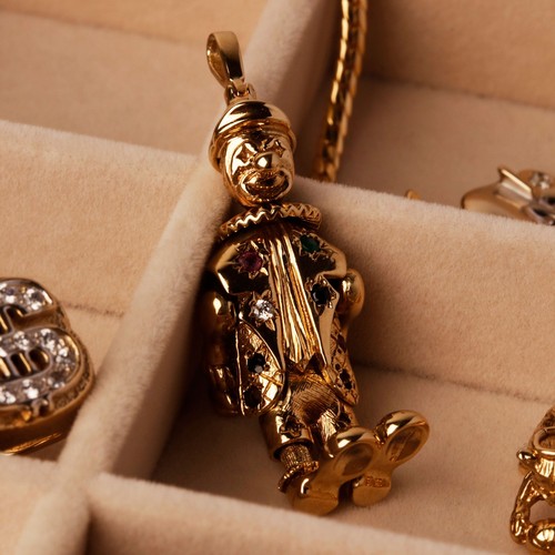 Pre owned 9ct yellow gold - 9ct,