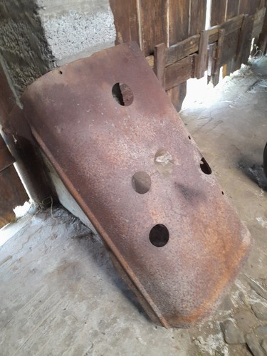 Allis chalmers bonnet a - chalmers, b