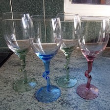 4 Vintage Twisted Stem Wine