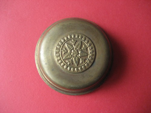 Antique brass kerosene burner - brass,