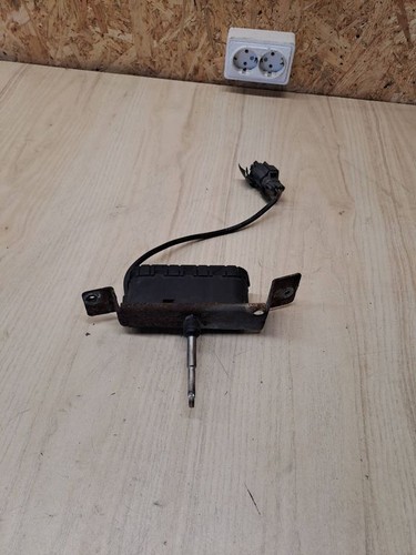 Volvo s60 2002 headlight wiper - s60,