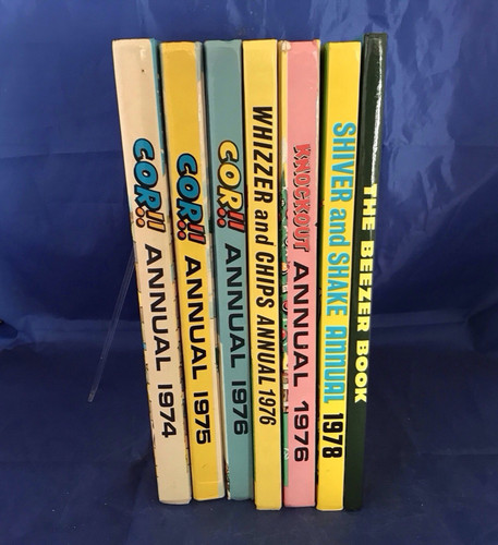 Job lot comic annuals - annuals, cor