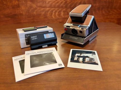 Polaroid land camera - sx-70,