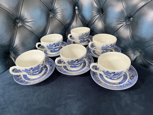 Churchill teacups - 6,