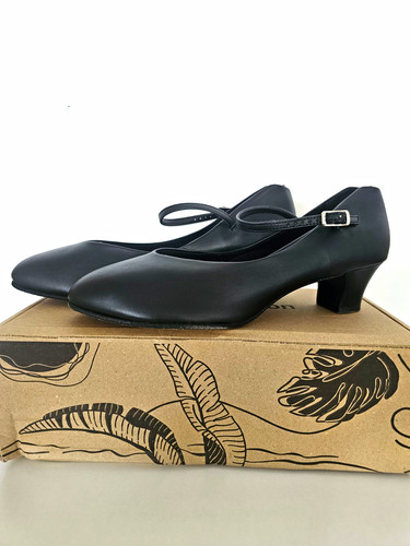 Capezio black leather - capezio,
