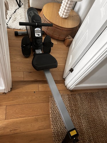 Rowing machine folds - machine,