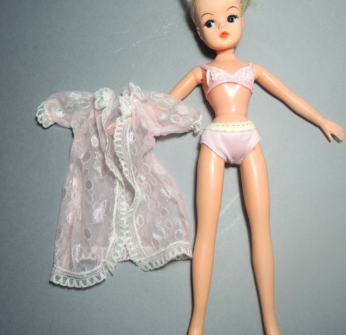 Vintage sindy size lingerie - sindy,