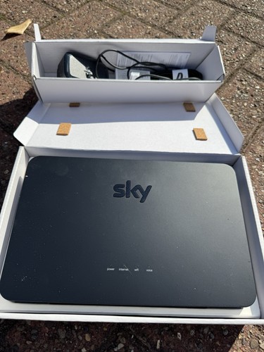 Sky broadband black router - sky,