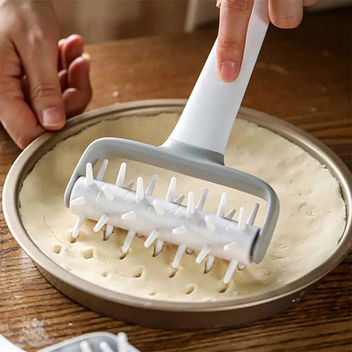 Plastic pizza base - base, pastry