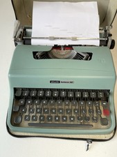 Olivetti Lettera 32 Duck Egg