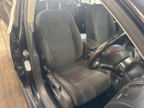 Volkswagen golf front seat - seat, mk5