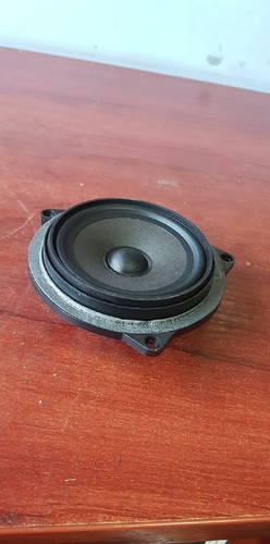 Bmw e90 320 - 3, left