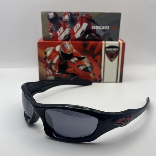 Rare genuine oakley ducati - genuine.,
