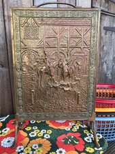 VINTAGE DECORATIVE EMBOSSED BRASS COPPER ? HUNTING SCENE FIRE GUARD FIRE SCREEN