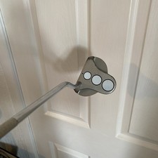 Junior Putter. (Age 6 Below)