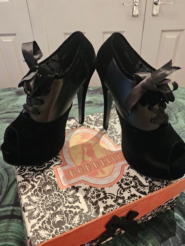 Bordello peep toe heel
