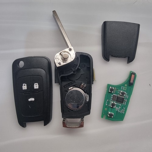 Vauxhall button flip remote - 3,
