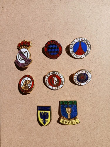 Coffer mixed football pin - football,