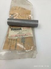 YAMAHA 90560-12170 Sleeve