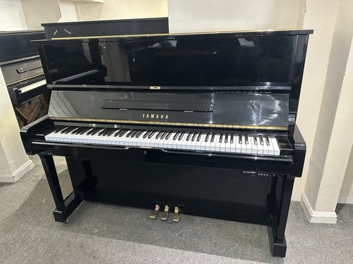 Yamaha upright - h,