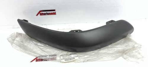 Original rear bumper molding - bumper,