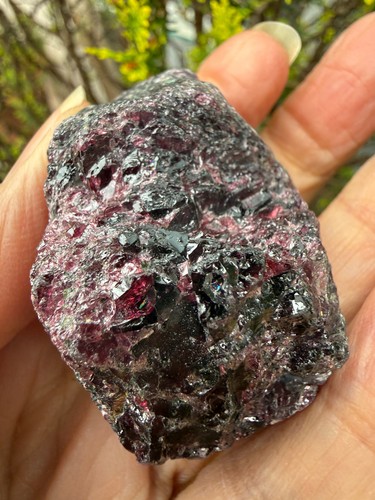 Garnet crystal raw rough - raw,
