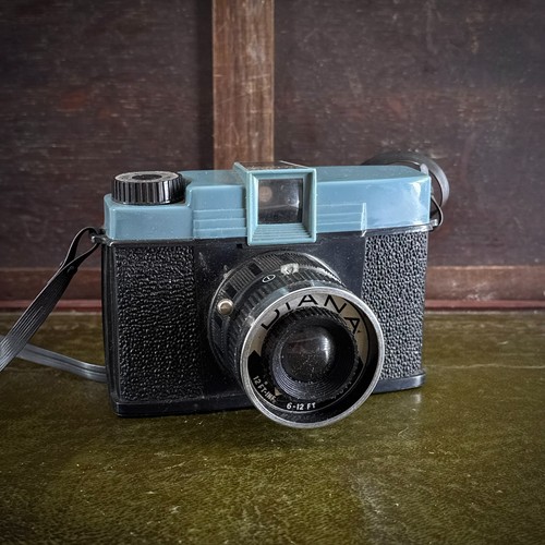 Vintage original diana - vintage,