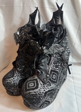 Demoniacult Poison Bat Chains