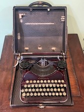 Vintage L C Smith Corona Black