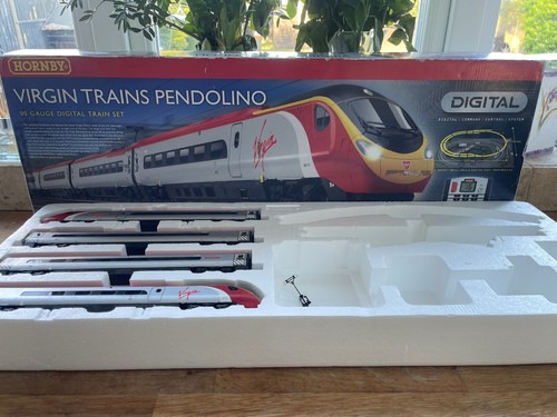 Hornby r1076 virgin - 4, car