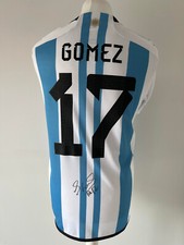 Signed Alejandro Papu GOMEZ