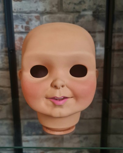 Chucky doll head childs play - chucky,