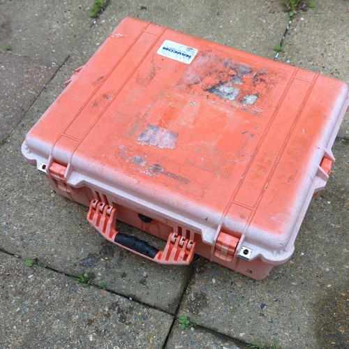 Peli 1600 protector case - case, with