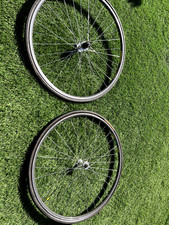 700c Wheelset. Shimano Dura Ace Hubs on Mavic Open SUP 4cd Rims. GATORSKINS VGC.