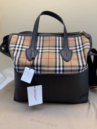 Burberry baby changing nappy - burberry,