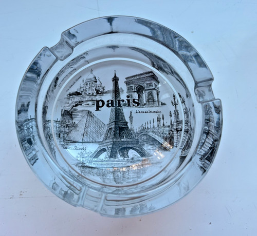 Paris eiffel tower round glass - paris,