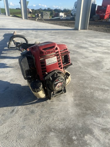 Concrete vibrating poker honda - concrete,