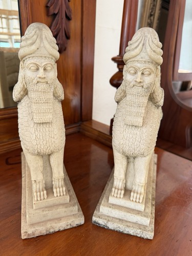 Pair lamassu statue hard - lamassu,