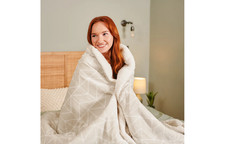 Dreamland Heated Sherpa Blanket Beige Soft Velvet Intelliheat Fast Heat Washable
