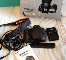 Canon EOS 5D Mark III 22.3MP