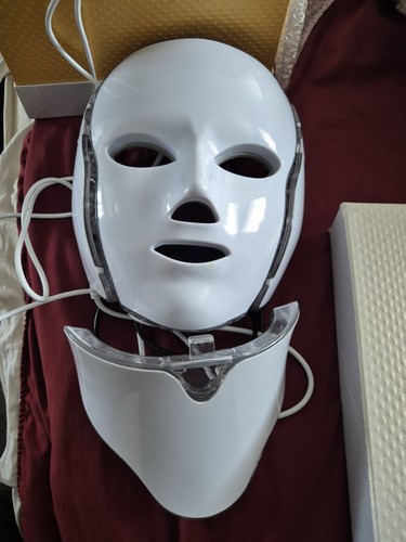 Led beauty mask - mask, cryo