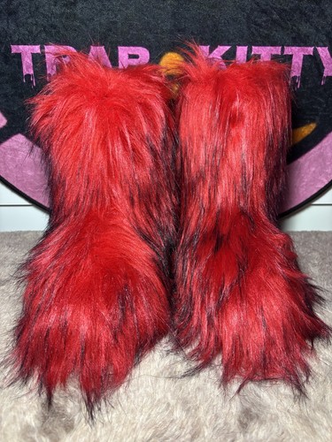 Red faux fur kawaii y2k - red,