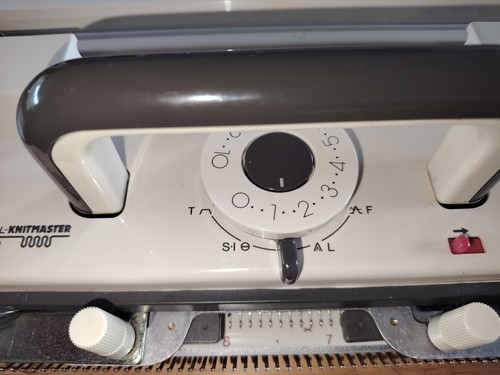Empisal knitmaster 700 - empisal,
