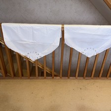 Pair pillowcases with white