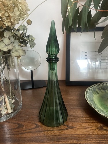 Vintage green glass decorative - green,