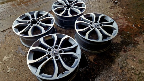 Mercedes alloy wheels - 17",