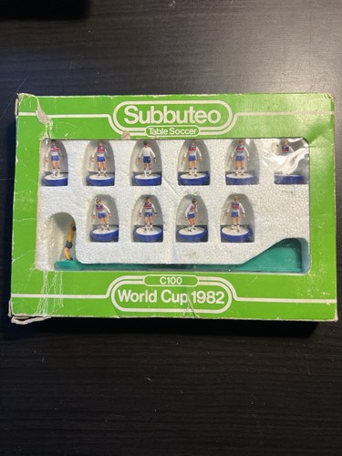 Vintage subbuteo team c100 - vintage,